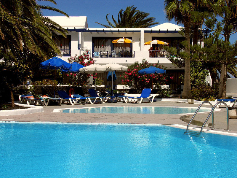 Apartamentos Playamar Puerto del Carmen  Exterior photo